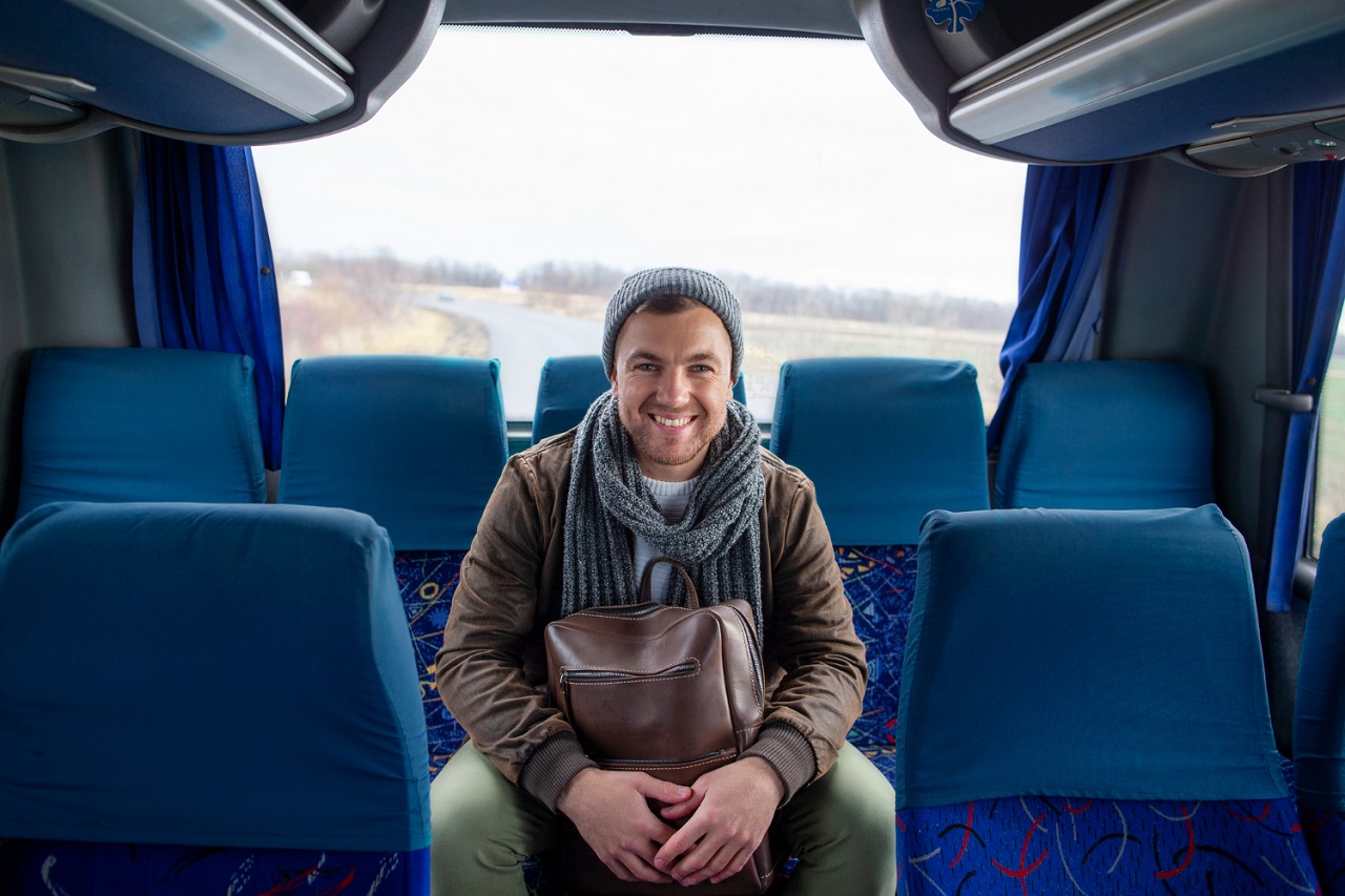 How to travel by bus: tips for a comfortable and safe trip