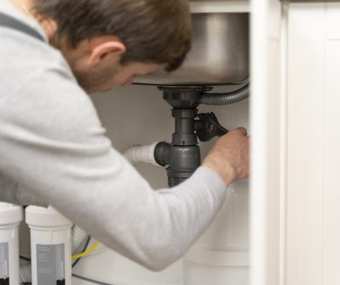 Прочищення каналізації: поради та інструменти для вирішення проблем